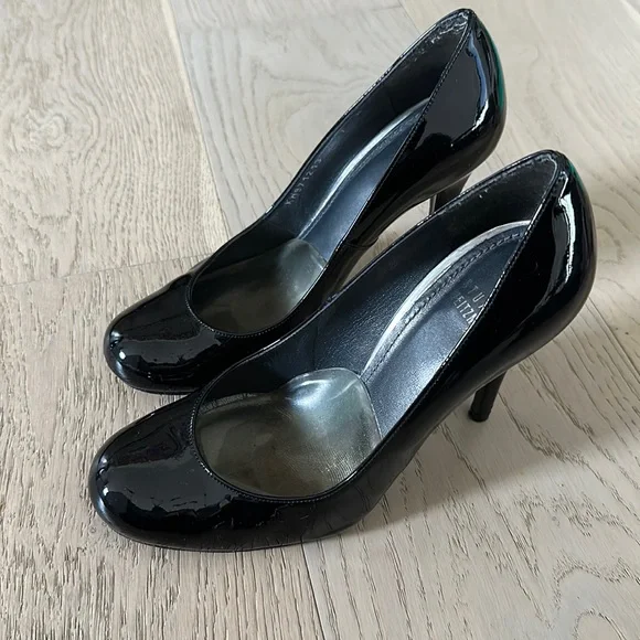 Stuart Weitzman Dolly - Picture 2 of 8